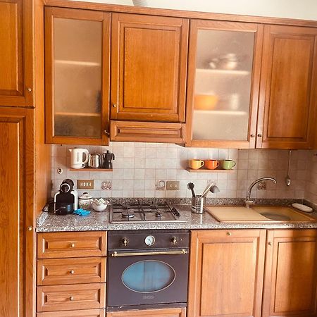 La Casa Di Totta Lägenhet Stresa Exteriör bild