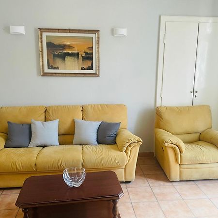 La Casa Di Totta Lägenhet Stresa Exteriör bild