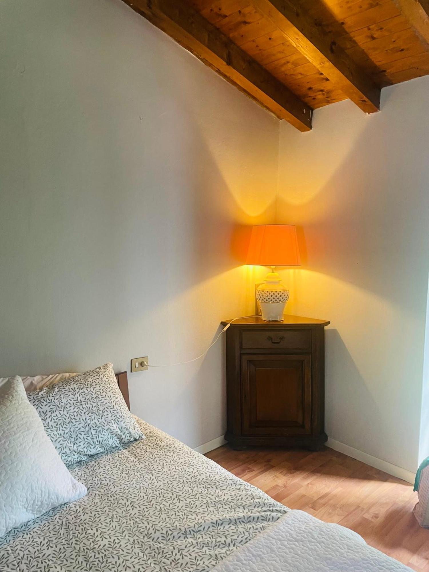 La Casa Di Totta Lägenhet Stresa Exteriör bild