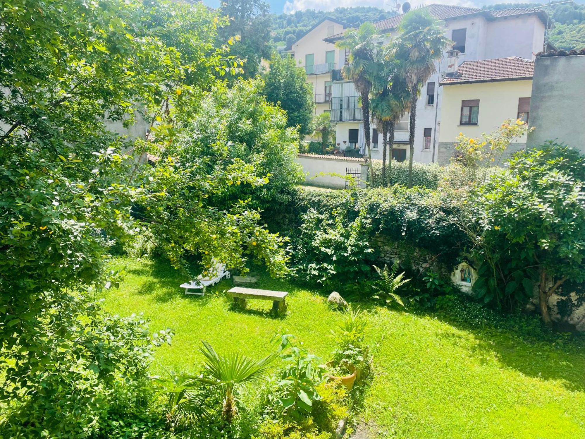 La Casa Di Totta Lägenhet Stresa Exteriör bild